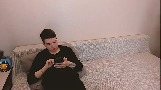 secret dreams   online show from February 2026 02:26:01 PM