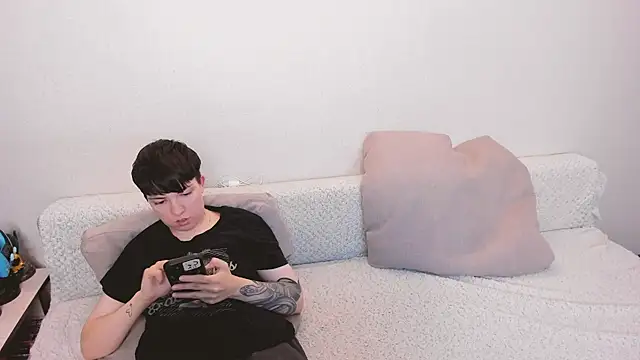 secret dreams   online show from June 2026 05:29:02 PM