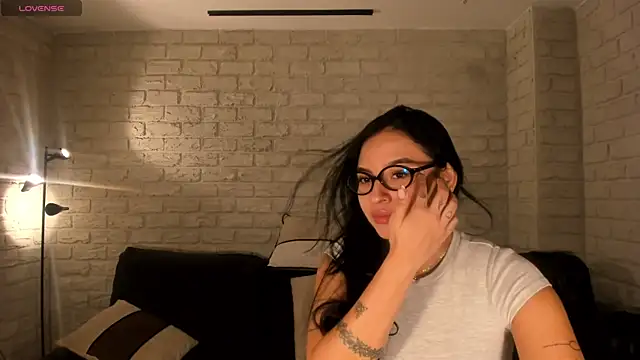MollyJones  online show from June 2026 11:08:02 AM