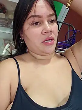 Snapshot of sweet_lucia chatting on March 2026 02:07:01 PM sweet lucia online show from March 2026 02:07:01 PM