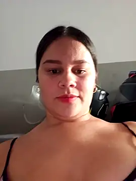 sweet lucia online show from February 2026 07:10:01 PM