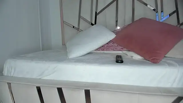 hot booty  online show from July 2026 09:26:02 PM