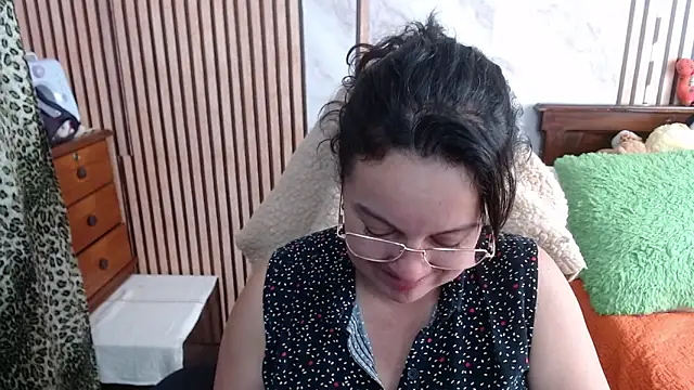 Snapshot of Sonialorens_ chatting on September 2025 09:30:01 PM Sonialorens  online show from September 2025 09:30:01 PM