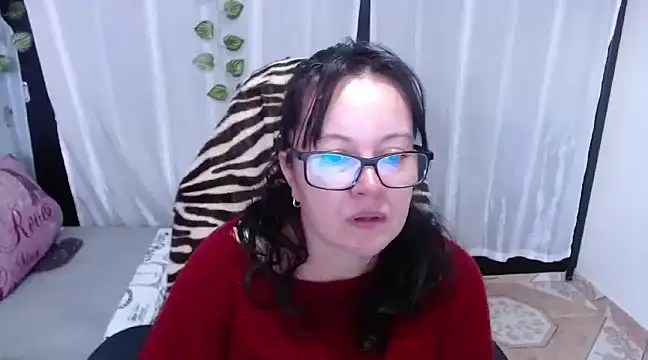 Snapshot of Sonialorens_ chatting on February 2025 03:09:02 PM Sonialorens  online show from February 2025 03:09:02 PM