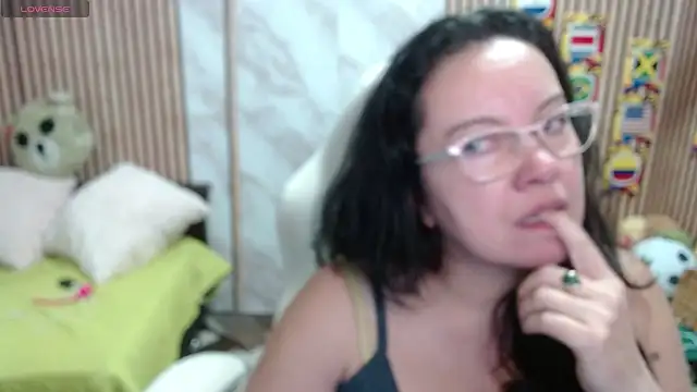 Snapshot of Sonialorens_ chatting on July 2026 11:26:01 PM Sonialorens online show from July 2026 11:26:01 PM