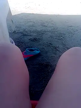 Sonialorens  online show from February 2026 05:33:01 PM