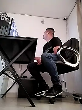 starplss online show from October 2025 09:27:02 PM