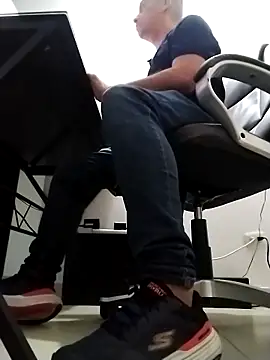 starplss online show from October 2025 10:22:01 PM