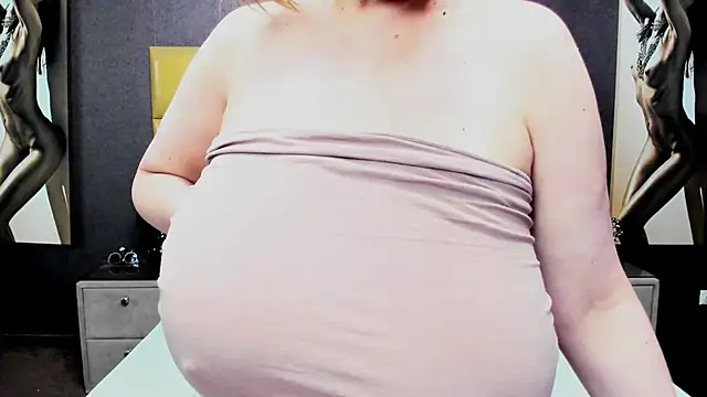 KiraLeila online show from November 2025 02:21:01 PM