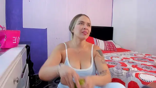 Snapshot of Byanca_Winklar chatting on September 2025 06:41:02 PM Byanca Winklar online show from September 2025 06:41:02 PM