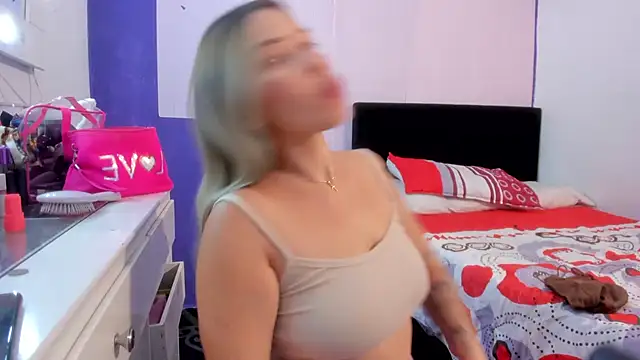 Snapshot of Byanca_Winklar chatting on September 2025 04:18:01 PM Byanca Winklar online show from September 2025 04:18:01 PM