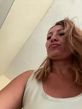 rikaking  online show from February 2026 04:37:01 PM