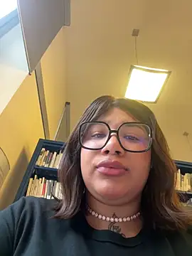 IamSashaLuv online show from October 2025 09:29:01 AM