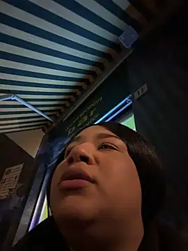 IamSashaLuv online show from December 2025 05:56:01 AM