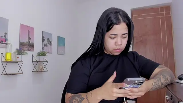 Emma lean online show from February 2026 05:42:02 PM