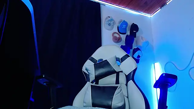 sebastian horny online show from December 2025 05:02:02 AM