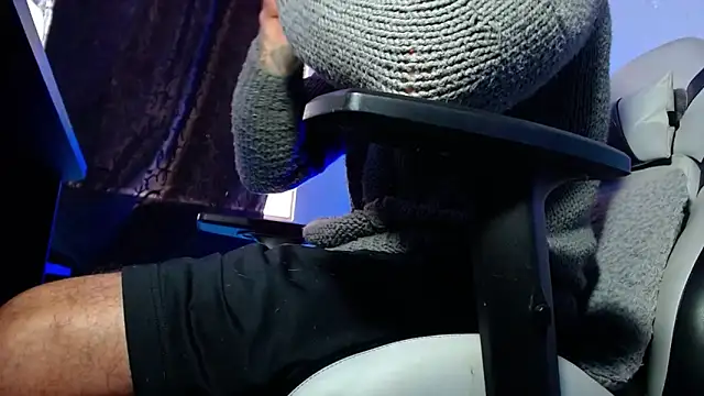 sebastian horny online show from February 2026 01:08:01 PM