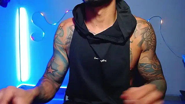 sebastian horny online show from December 2025 10:44:01 PM