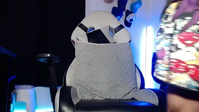 sebastian horny online show from December 2025 10:17:02 AM