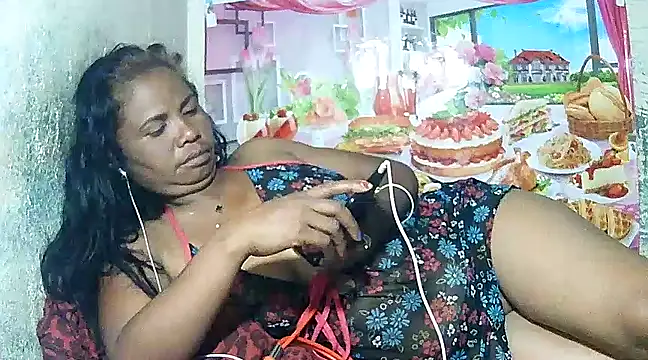 Hyncam online show from March 2025 12:11:01 AM