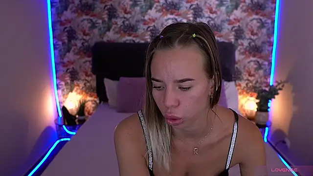 Sexy Ira online show from September 2025 06:53:01 AM