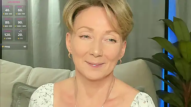 Snapshot of AkexandraFix chatting on March 2026 02:02:01 PM AkexandraFix online show from March 2026 02:02:01 PM