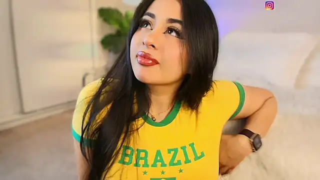 Queen liana online show from February 2026 07:05:01 AM