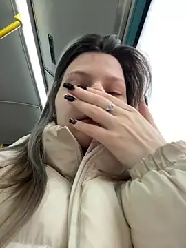 Snapshot of MaryHiggins chatting on November 2025 11:32:01 AM MaryHiggins online show from November 2025 11:32:01 AM