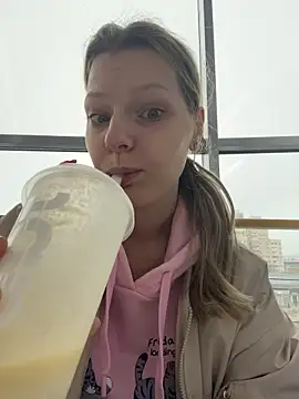 MaryHiggins online show from April 2026 09:27:02 AM