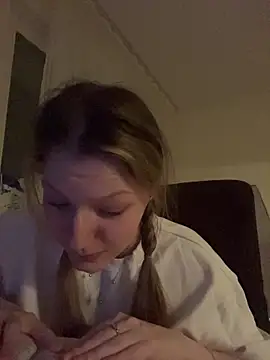 MaryHiggins online show from March 2026 10:00:02 PM