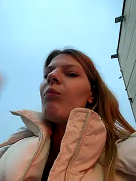 Snapshot of MaryHiggins chatting on November 2025 01:26:02 PM MaryHiggins online show from November 2025 01:26:02 PM