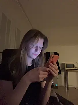 MaryHiggins online show from April 2026 07:20:01 PM