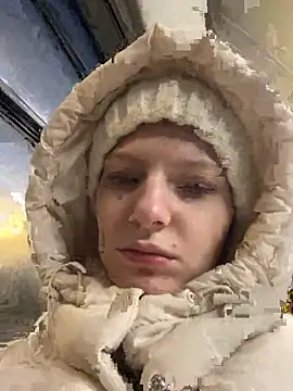 Snapshot of MaryHiggins chatting on November 2025 02:10:01 PM MaryHiggins online show from November 2025 02:10:01 PM