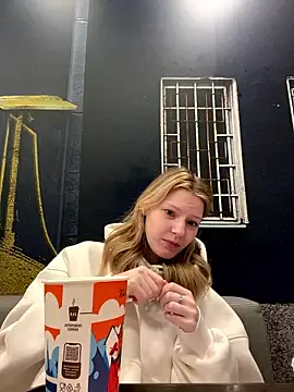 MaryHiggins online show from January 2026 04:33:02 PM