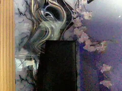 Snapshot of EmpressYna chatting on April 2026 01:23:02 PM EmpressYna online show from April 2026 01:23:02 PM