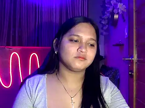 EmpressYna online show from October 2025 11:01:02 AM