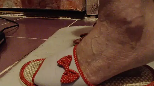 Snapshot of Anabelldestiny chatting on October 2025 07:32:02 AM Anabelldestiny online show from October 2025 07:32:02 AM