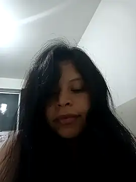 Snapshot of ariakyubi chatting on October 2025 05:08:02 AM ariakyubi online show from October 2025 05:08:02 AM