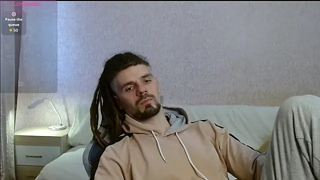 Aestheticguy101 online show from October 2025 11:20:01 AM