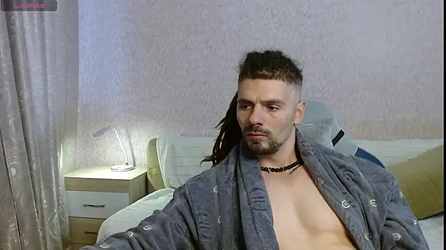 Aestheticguy101 online show from October 2025 10:18:02 AM