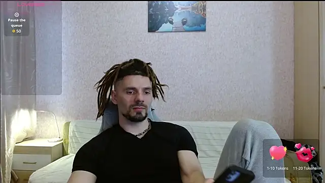 Aestheticguy101 online show from April 2026 11:34:02 AM