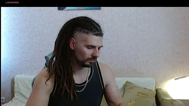 Aestheticguy101 online show from August 2026 02:04:02 PM