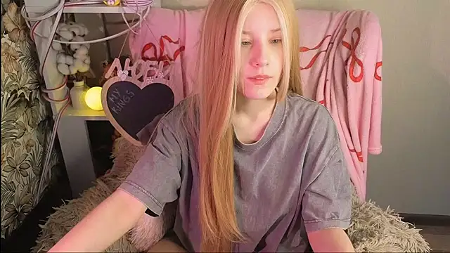 sarakaell online show from March 2026 01:44:02 AM