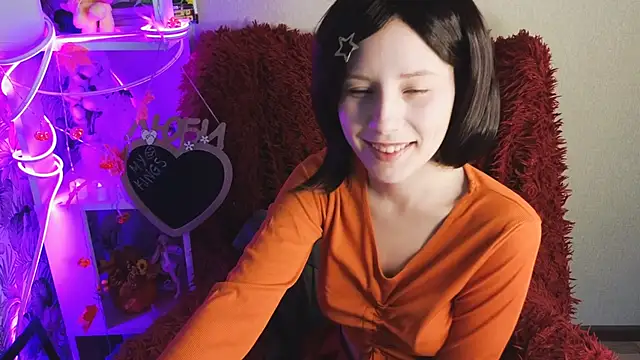 sarakaell online show from October 2025 02:22:02 AM