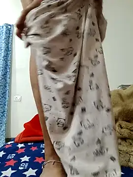 Snapshot of Ipsita-bold chatting on February 2026 06:27:02 PM Ipsita-bold online show from February 2026 06:27:02 PM