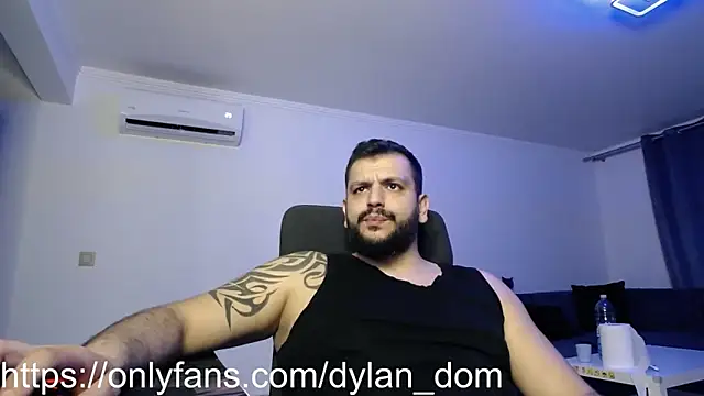 dyllan dom  online show from March 2026 11:20:01 PM