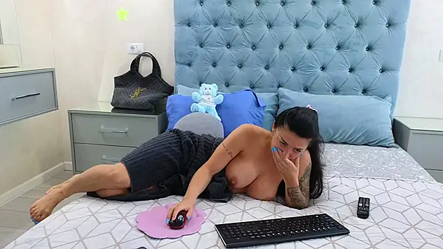 Theowonder online show from October 2025 07:17:02 AM