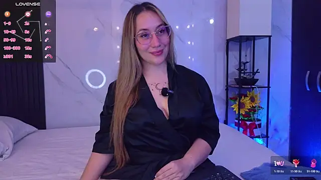 hotpawgmilf online show from April 2026 05:31:01 AM