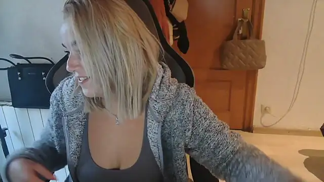 bekka   online show from October 2025 07:07:01 AM