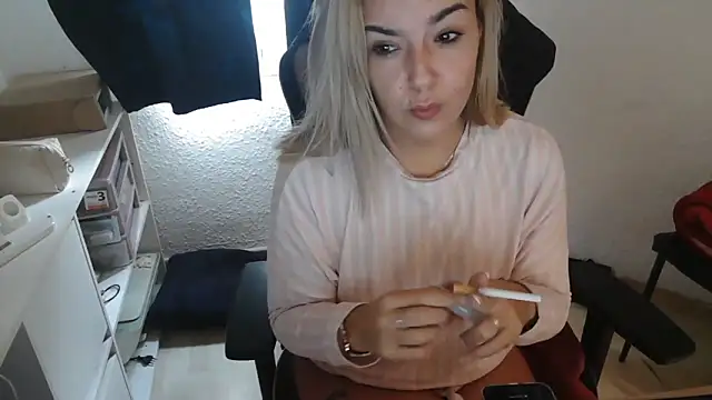 bekka   online show from November 2025 10:32:02 AM